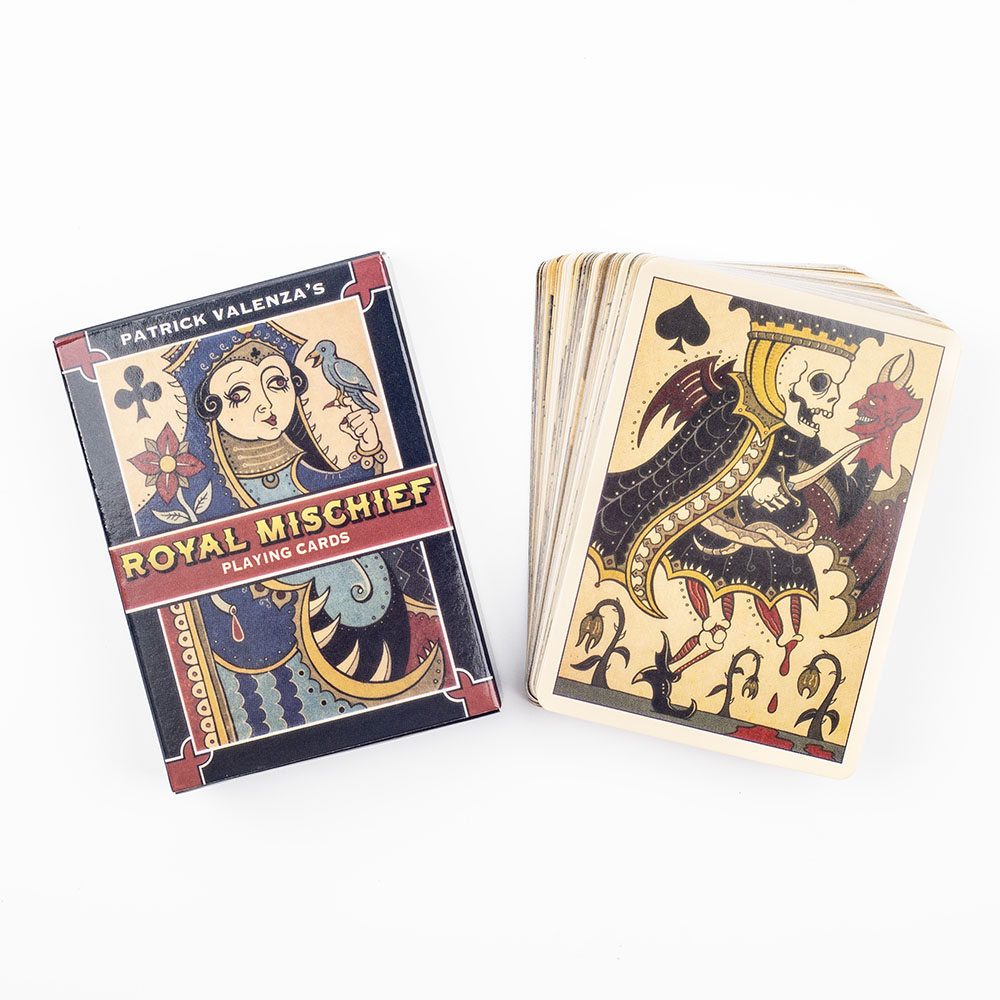 Royal Mischief Playing Cards 5 - đánh giá và giá Party Games Group